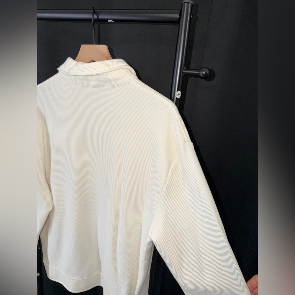 Express Off-White Ribbed Jacket - Picture 8 of 8